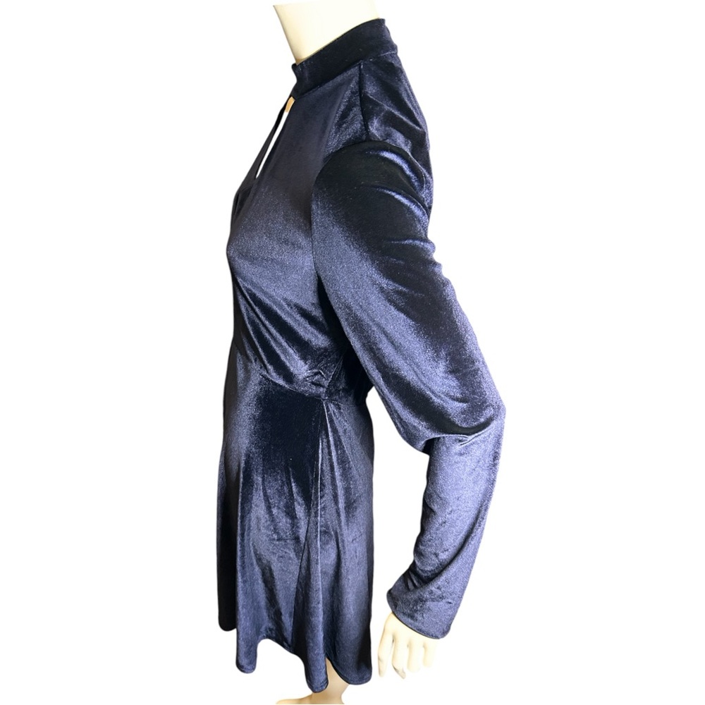 NEW Loveriche Velvet Keyhole Backless Mini Dress Size Large - Picture 5 of 13